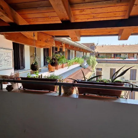 Into The World * מילאנו